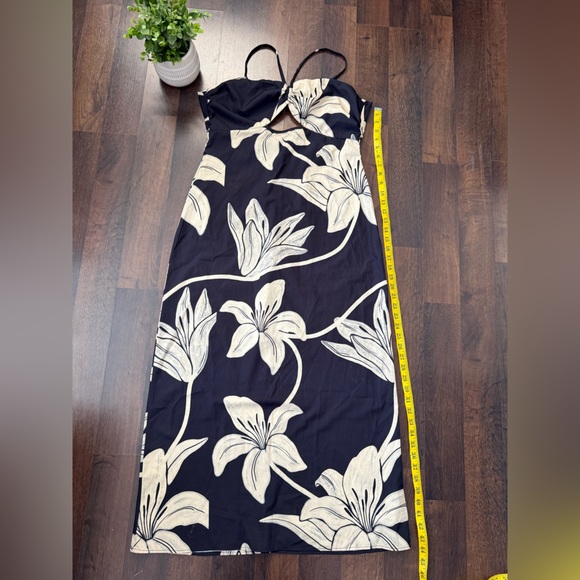 Boho Tropical Flowy Dress - Picture 7 of 10